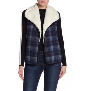 Melrose and Market Plaid Print Faux Shearling Vest